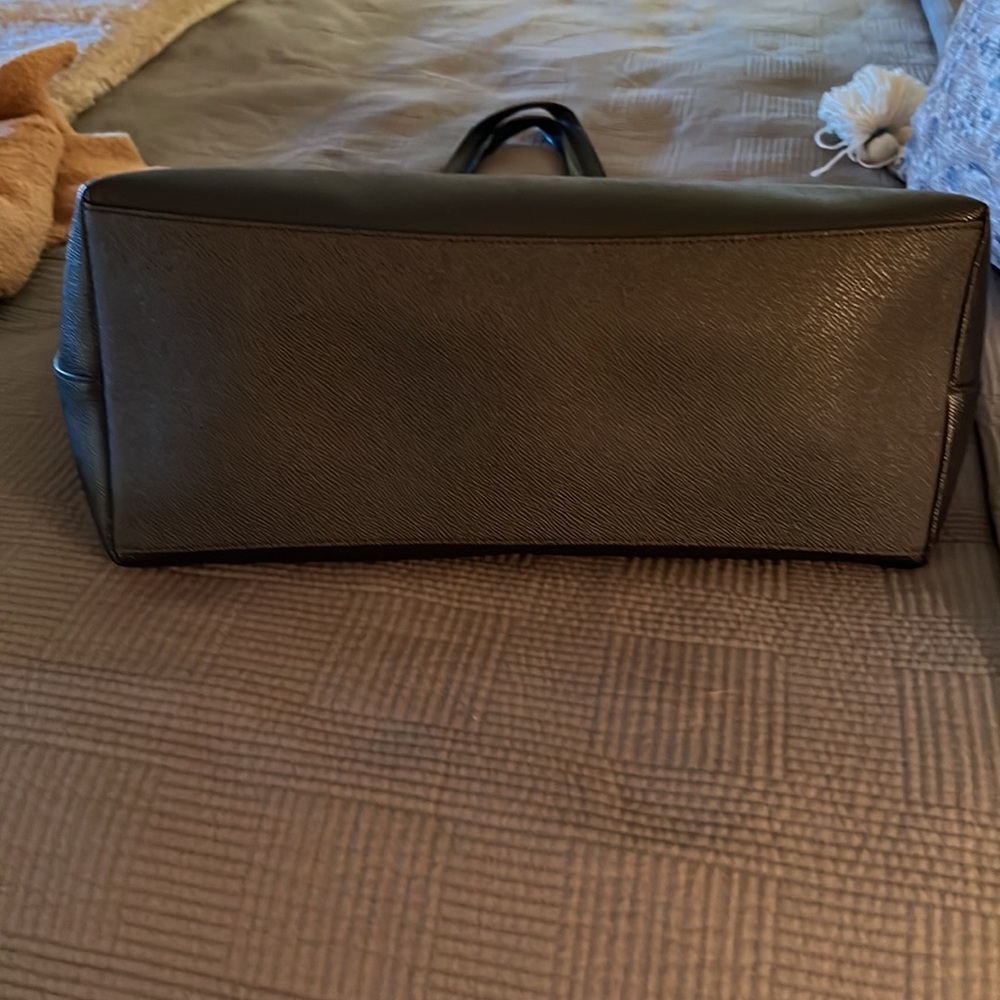 Large tote - Picture 3 of 6